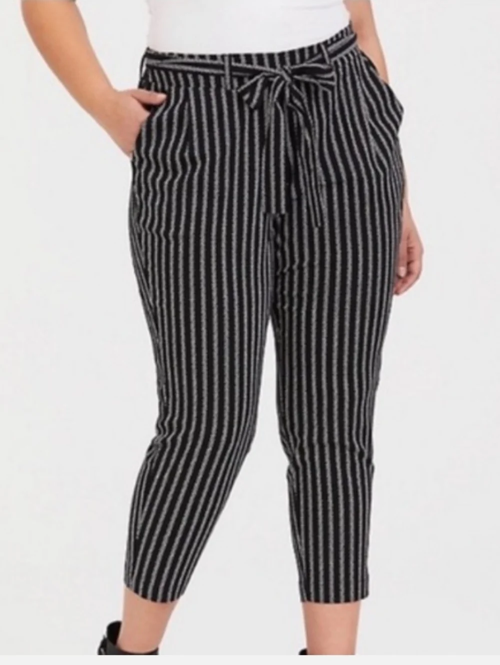 Torrid Challis Thorn Pinstripe Pant 2 - Picture 1 of 5